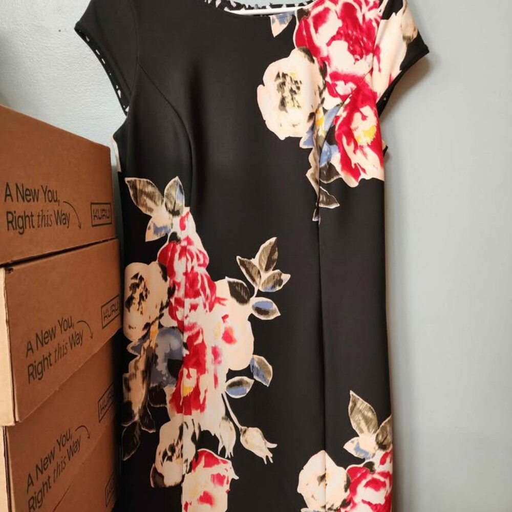 Gorgeous reversible cap sleeve dress size med. large. *See description